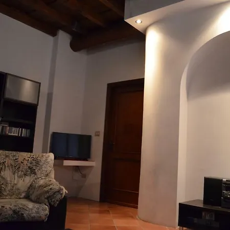 Cipolli E Podo Corte Carlini * Mantova